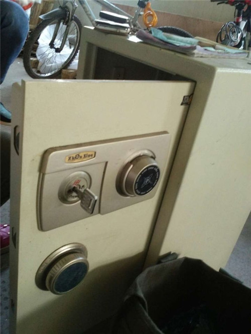 海宁开指纹锁 