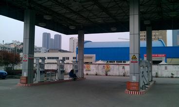 沽源伟伟加油站 