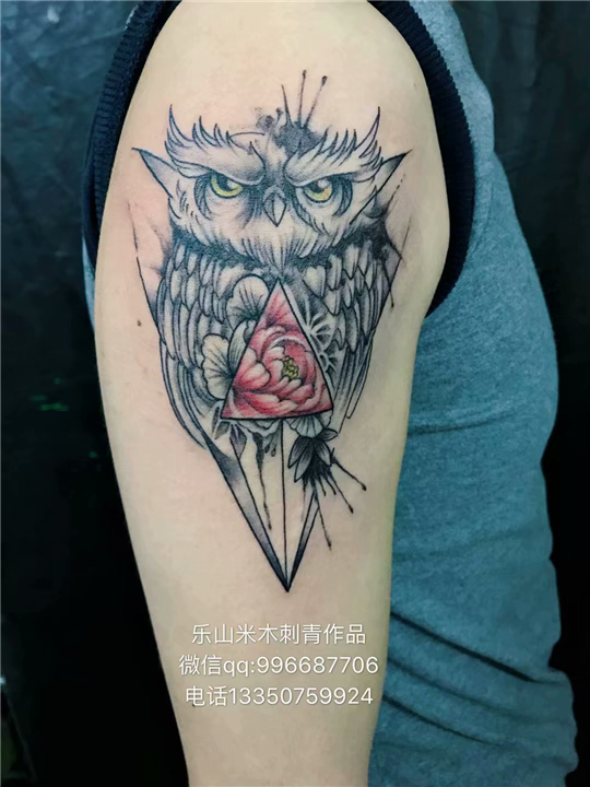 乐山米木TATTOO刺青#鹰纹身，彩图纹身，黑灰肖像刺青 