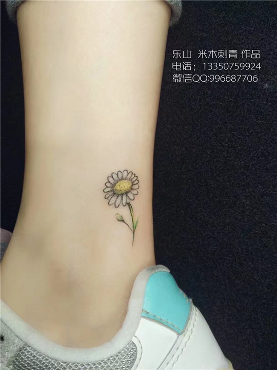 野菊花纹身，小清新小花，米木刺青作品 