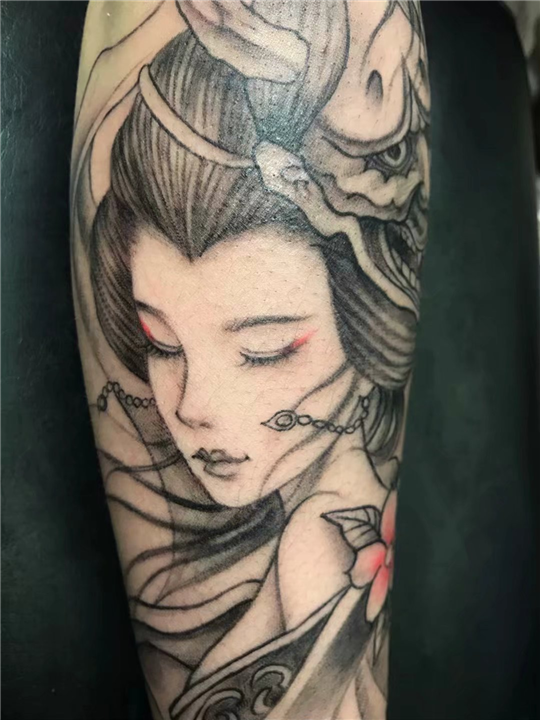 乐山米木刺青TATTOO，乐山纹身高级艺**女效果 