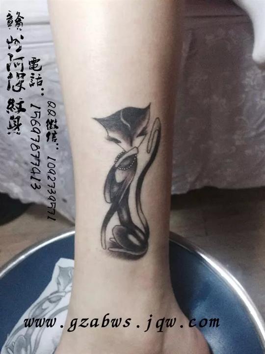 小狐狸纹身 