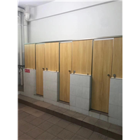 选择抗倍特昆明卫生间隔断让你省钱又省力