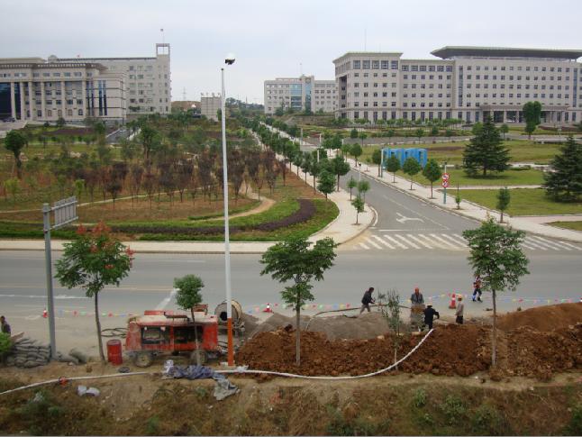 城市道路边坡施工现场 