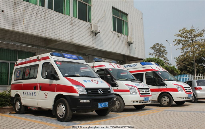 德宏长途救护车出租带呼吸机的救护车 