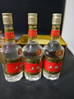 郫县回收**大重九，郫县回收烟酒 