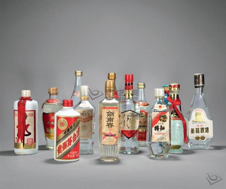 成都回收酒 