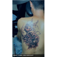 石狮洗纹身** 