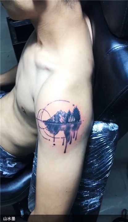 石狮天使纹身 