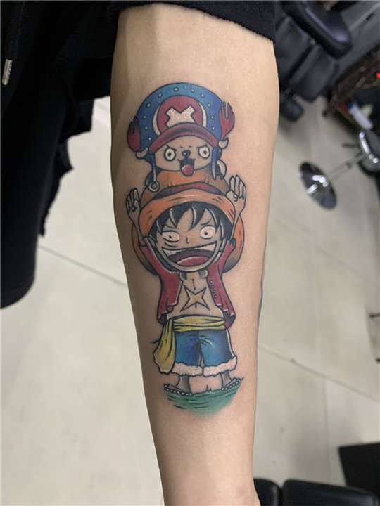 石狮黑色纹身可以洗掉吗要多少钱