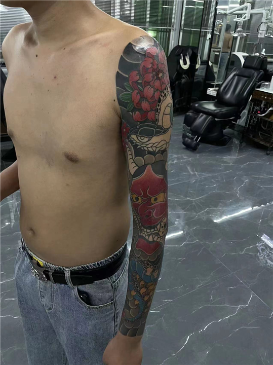 石狮纹身图案设计多少钱一小时