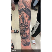 石狮纹身久了会掉色吗 