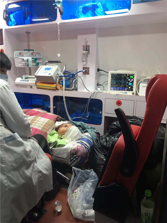 泉州120救护车转运，泉州租120救护车