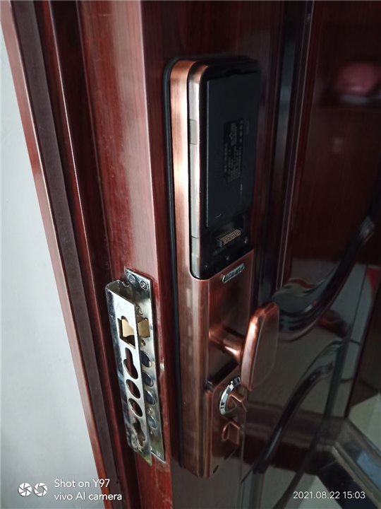 昆明开斯巴鲁汽车锁配车钥匙多少钱