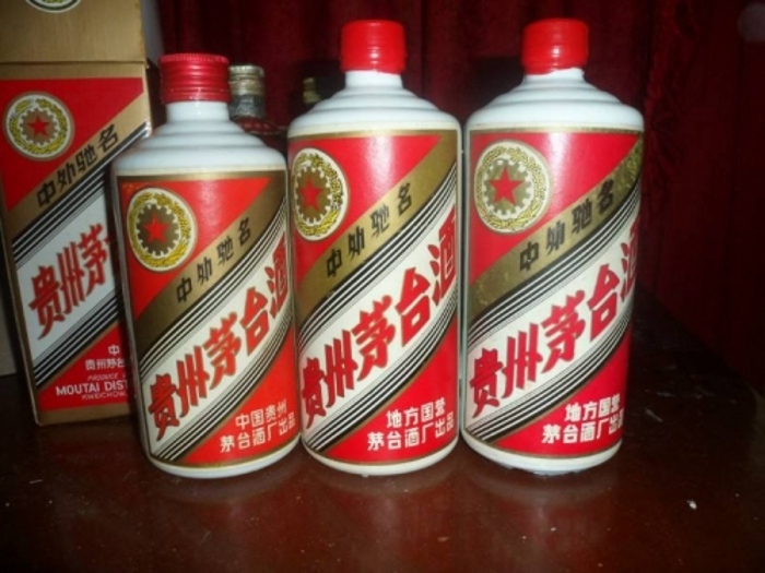 九江回收烟酒礼品识别真假白酒