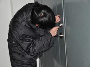 专业开防盗门 