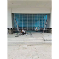 安装郑州电动水晶卷帘门的工具
