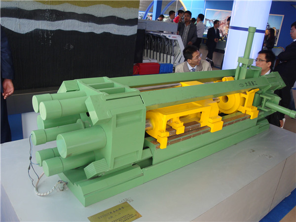 挤压机模型制作