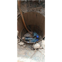 清远市清城区东城街道莲蟠路疏通下水道