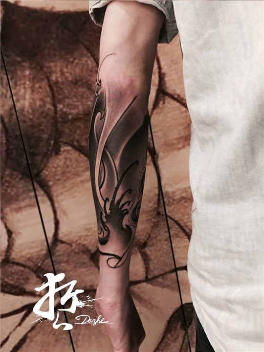 晋江纹身 哲刺青