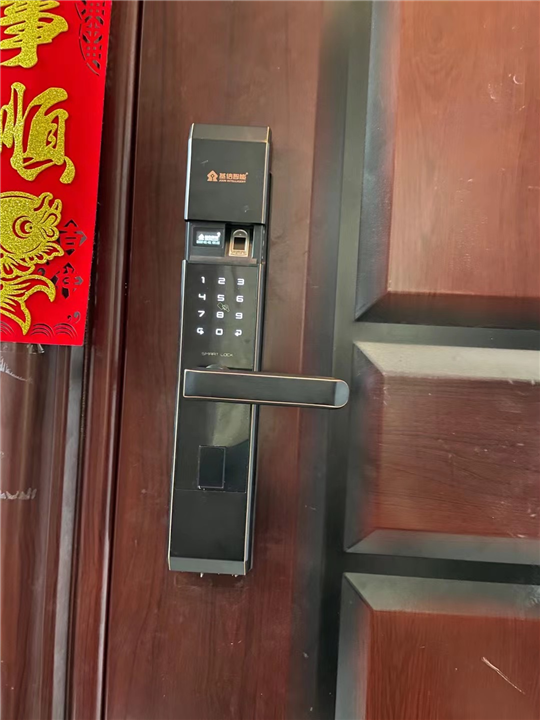 乌鲁木齐新市区哪家锁店有开玻璃门锁的