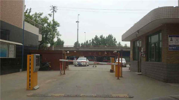 西安不锈钢伸缩门厂家-西安不锈钢伸缩门 