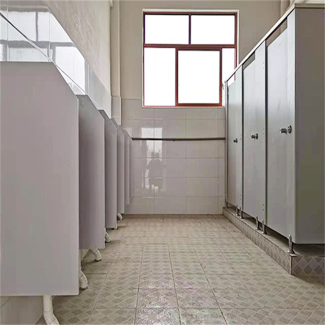 东阳卫生间隔断安装