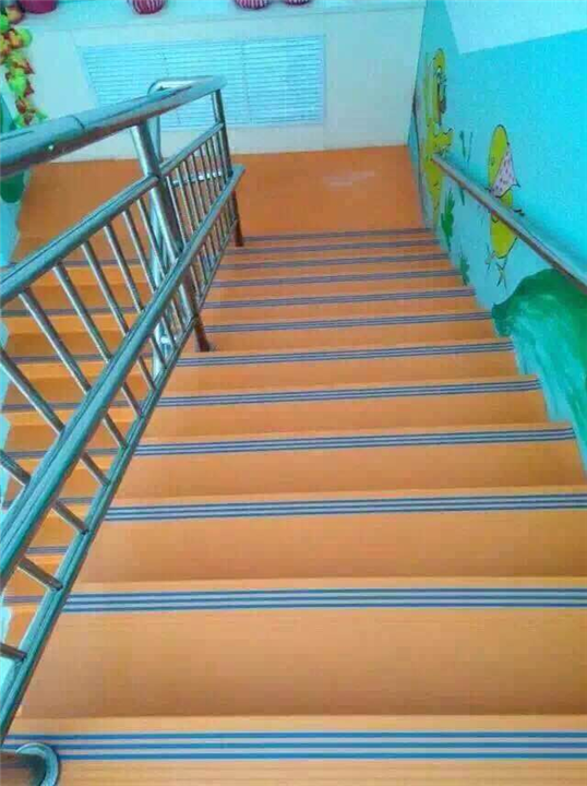 楼梯踏步