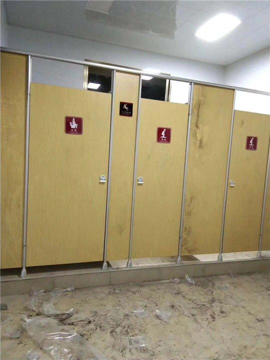 台州椒江区卫生间隔断、