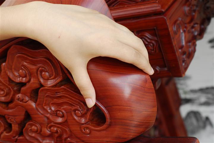 河源翻新红木家具┃河源维修红木家具