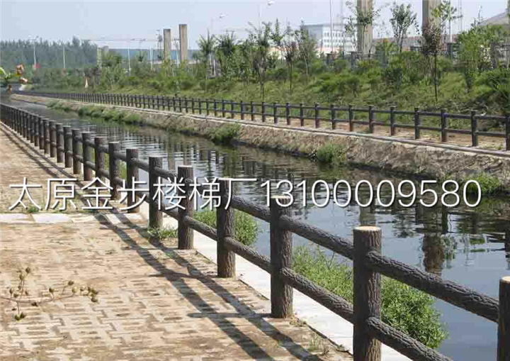 吕梁钢木缩硕梯