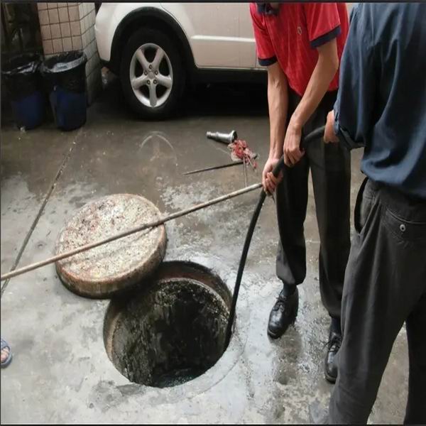 厕所下水道被硬物堵塞了怎么办？莱西疏通师傅有方法