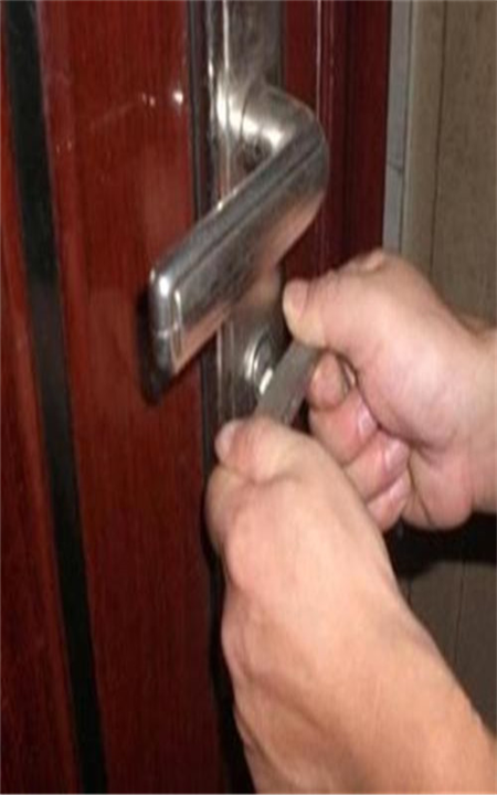 安装门锁电话