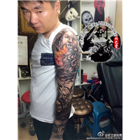 安顺专业纹身  纹身店选择的重要性 