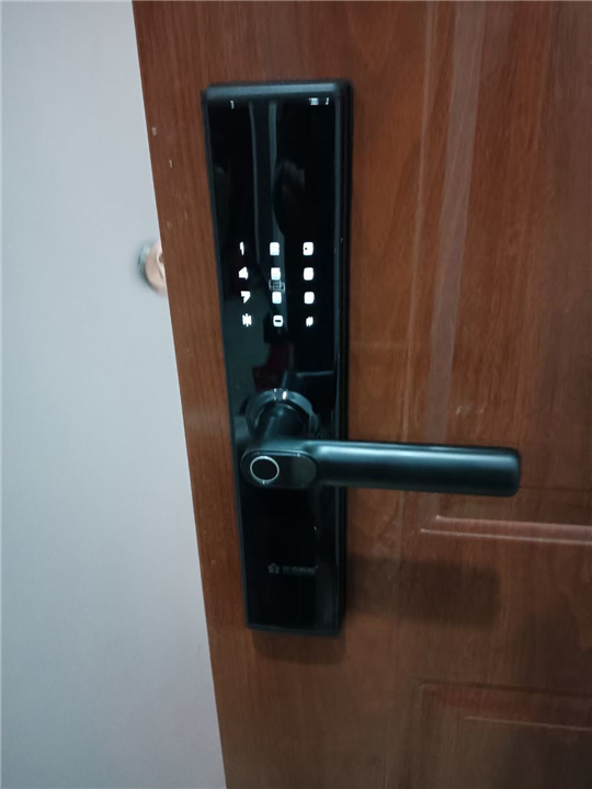 宁河钥匙断在锁里了找谁