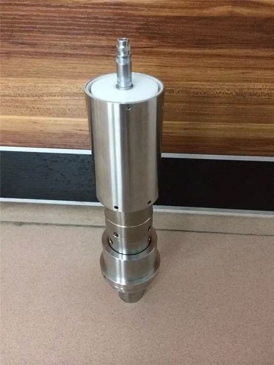 重庆超声波换能器销售厂家-重庆超声波换能器设备 