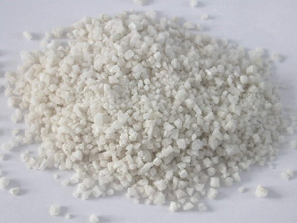 融雪剂用途/内蒙古融雪剂订购电话 