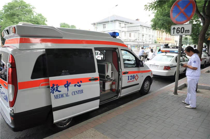 盐城120救护车出租17768087120 
