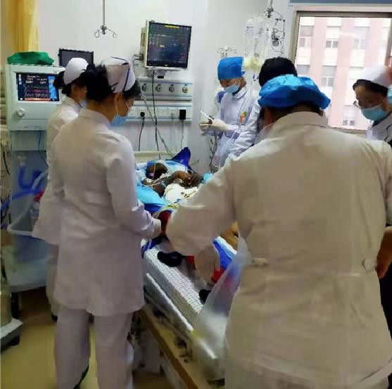 锦屏县妇幼保健医院120转院租救护车怎么收费