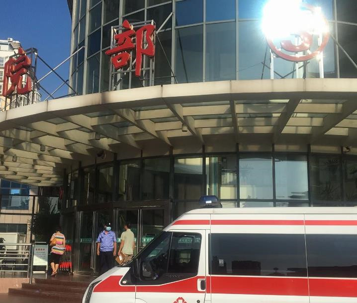 贵阳私人长途120转院租救护车出租护送服务