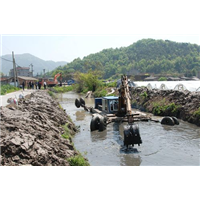 西安河道清淤1