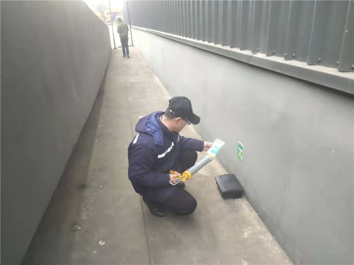 龙泉驿灭鼠公司家庭除鼠 