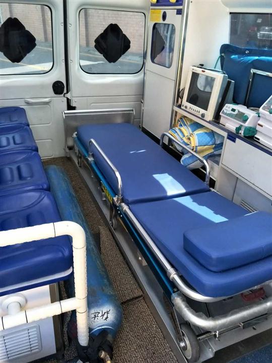 湖南长沙私人救护车出租