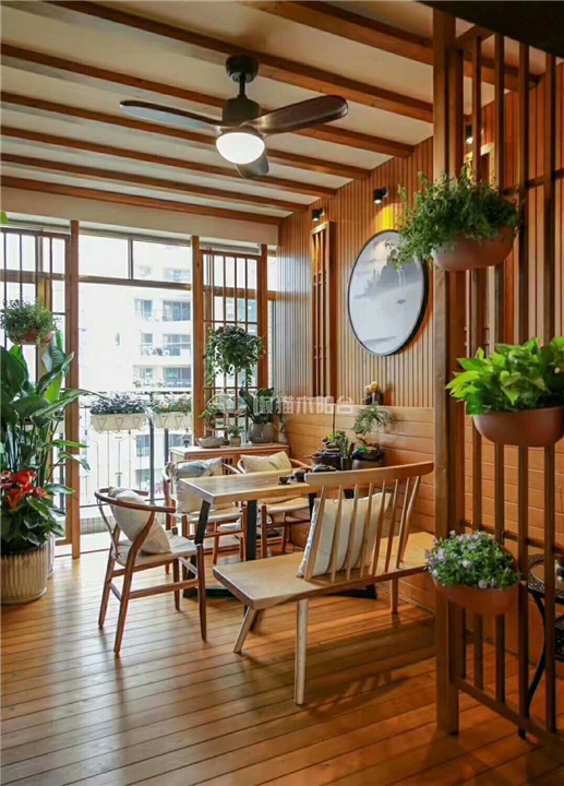 防腐木木屋 