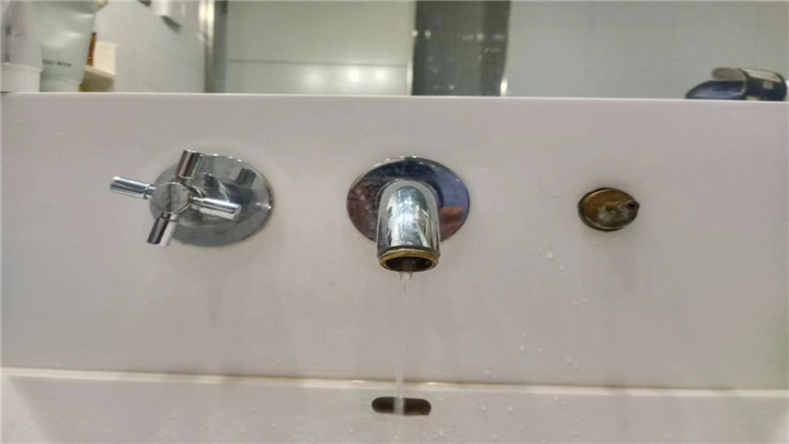 太原专业维修水龙头热水器漏水