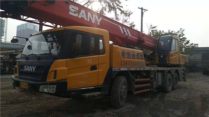 渭南汽车吊 渭南桥梁设备安装