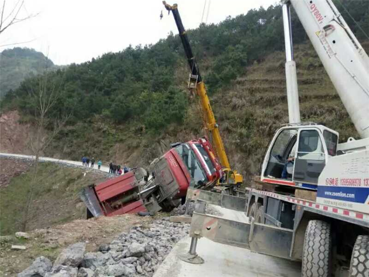 漯河吊车出租 