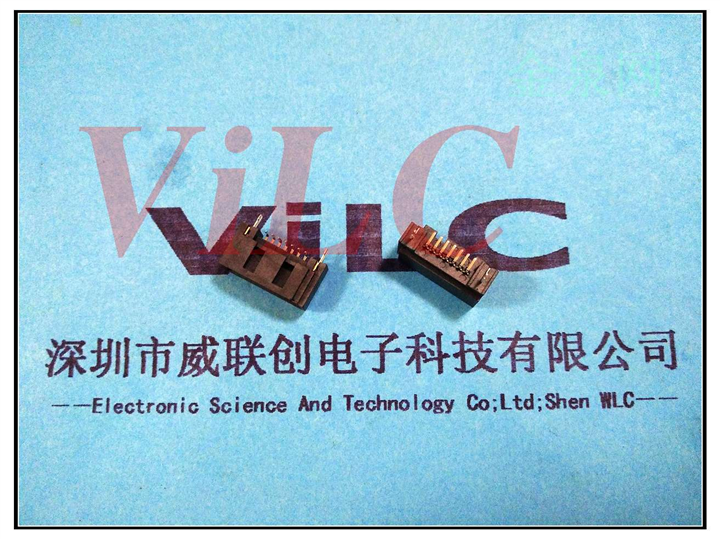 SATa 7P母座-180度立式端子贴片/鱼叉固定 带卡孔 