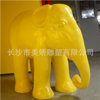 卡通大象雕塑 