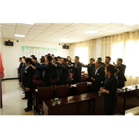 加强职工培训提升职业素养 